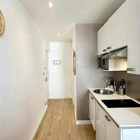 Tolstoi 1 - - Totem Apartment *